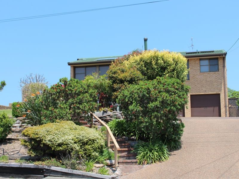 34 High Street, Black Head NSW 2430
