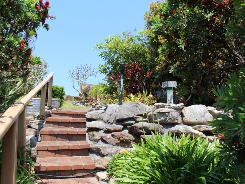 34 High Street, Black Head NSW 2430