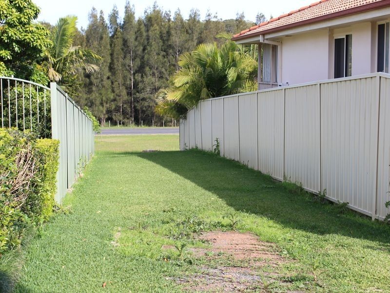 6 Bellevue Place, Hallidays Point NSW 2430