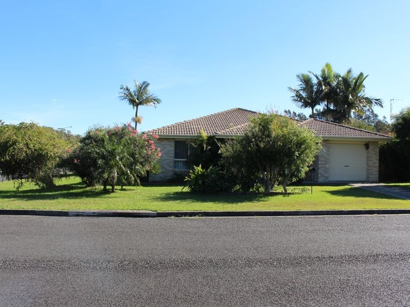 6 James Foster Drive, Hallidays Point NSW 2430