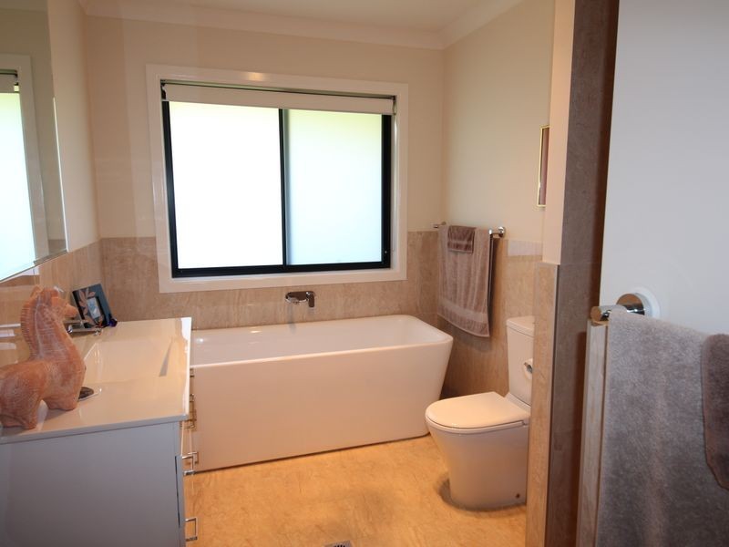 13 Twilight Close, Hallidays Point NSW 2430