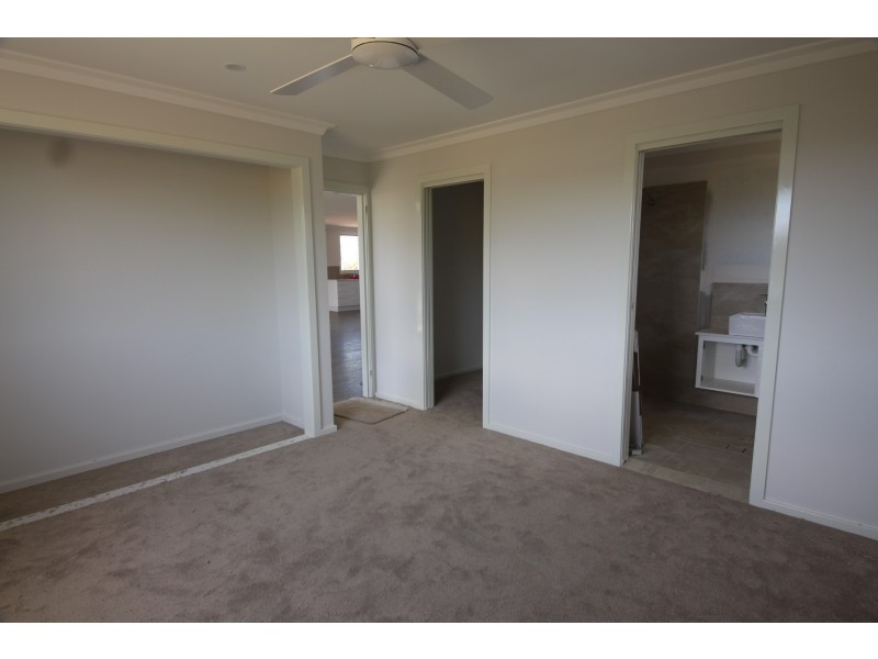 26 Eastern Valley Way, Tallwoods Village NSW 2430