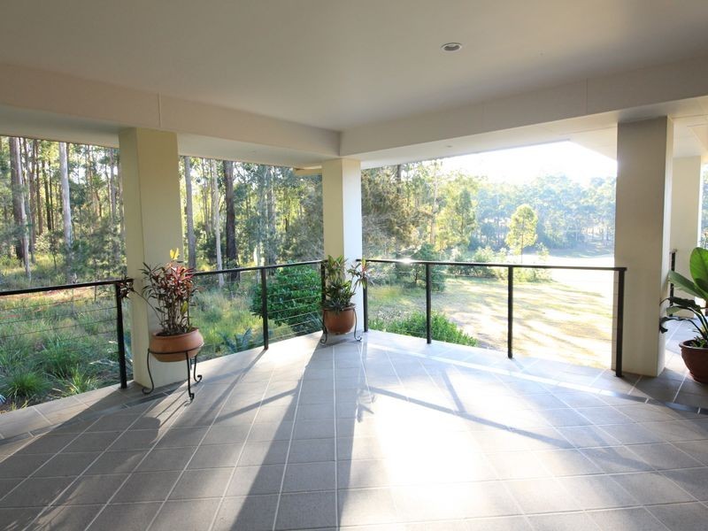 2/6 The Grove, Tallwoods Village NSW 2430