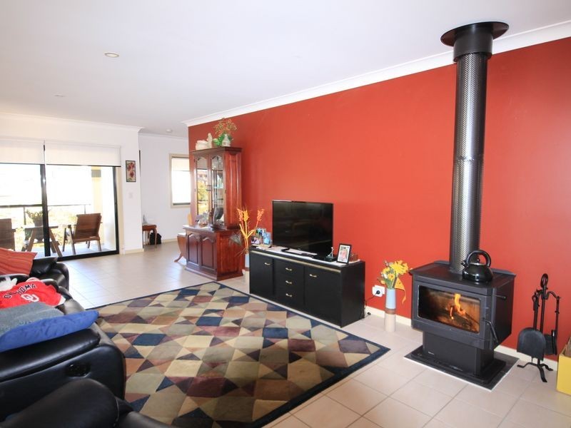 2/6 The Grove, Tallwoods Village NSW 2430