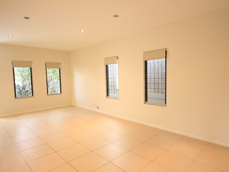 4./33-37 Emerald Drive, Diamond Beach NSW 2430