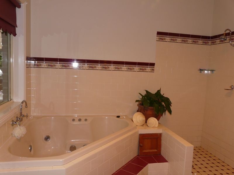 33 Figtree Drive, Diamond Beach NSW 2430