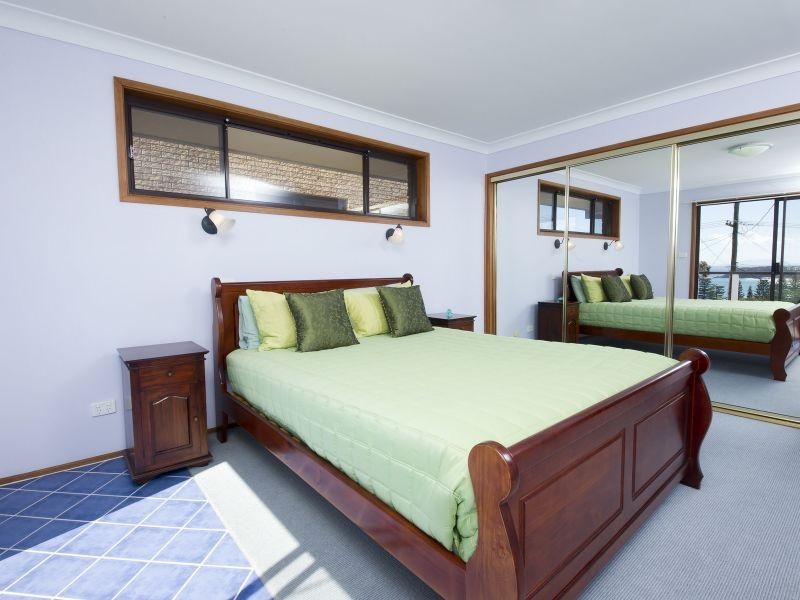 36 High Street, Black Head NSW 2430