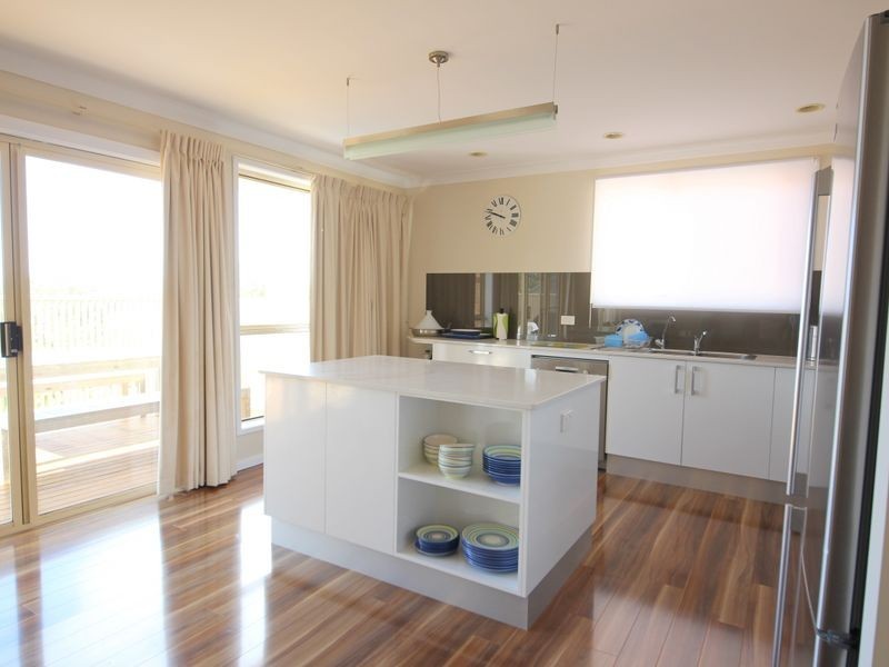 13 Redhead Road, Hallidays Point NSW 2430