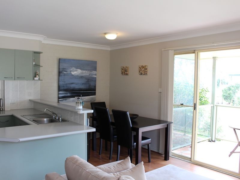 1/24 Jubilee Parade, Hallidays Point NSW 2430
