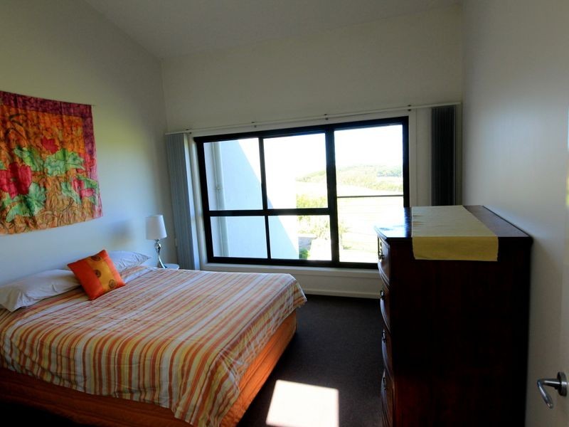 2/38 High Street, Black Head NSW 2430