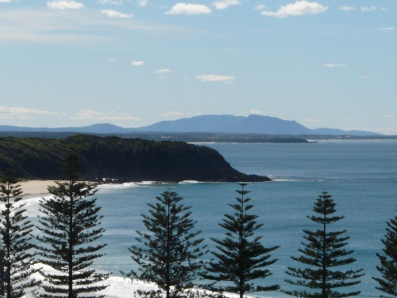 31 High Street, Black Head NSW 2430