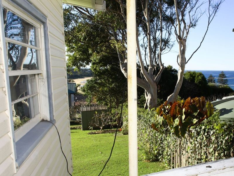 31 High Street, Black Head NSW 2430