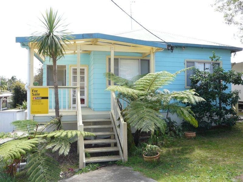 3 William Street, Black Head NSW 2430