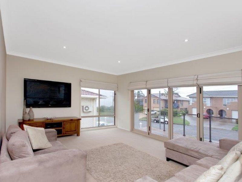 54 Redhead Road, Hallidays Point NSW 2430