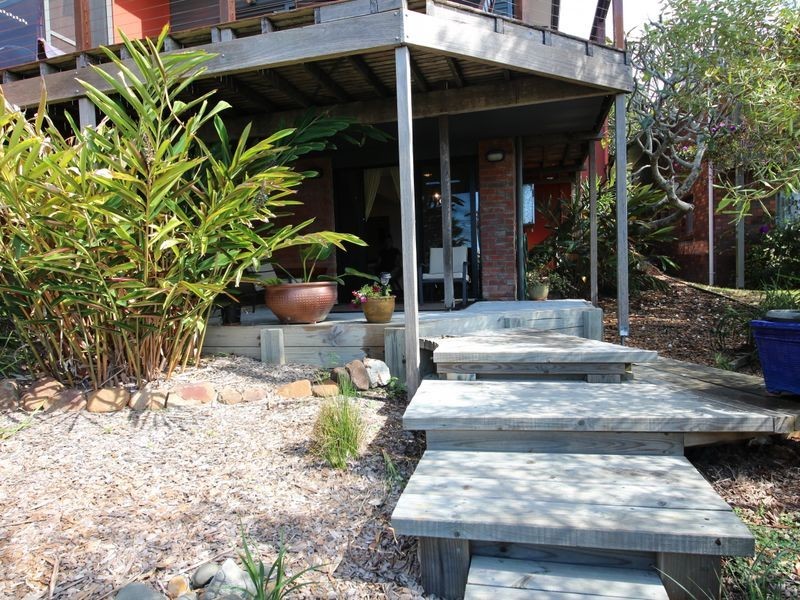 Flat – 19 Surfview Avenue, Hallidays Point NSW 2430