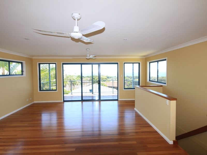 Hallidays Point NSW 2430