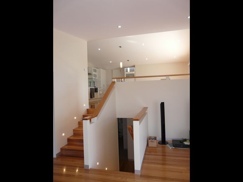 9 Main Street, Black Head NSW 2430