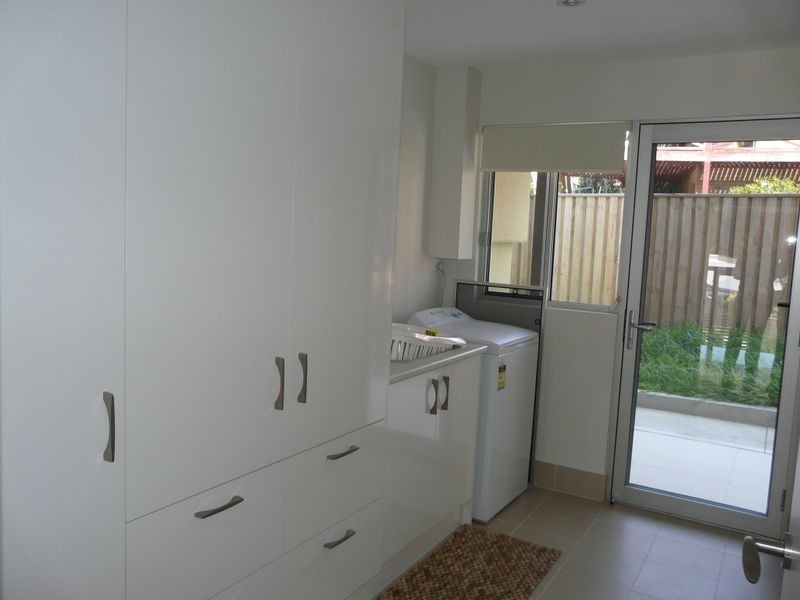 9 Main Street, Black Head NSW 2430