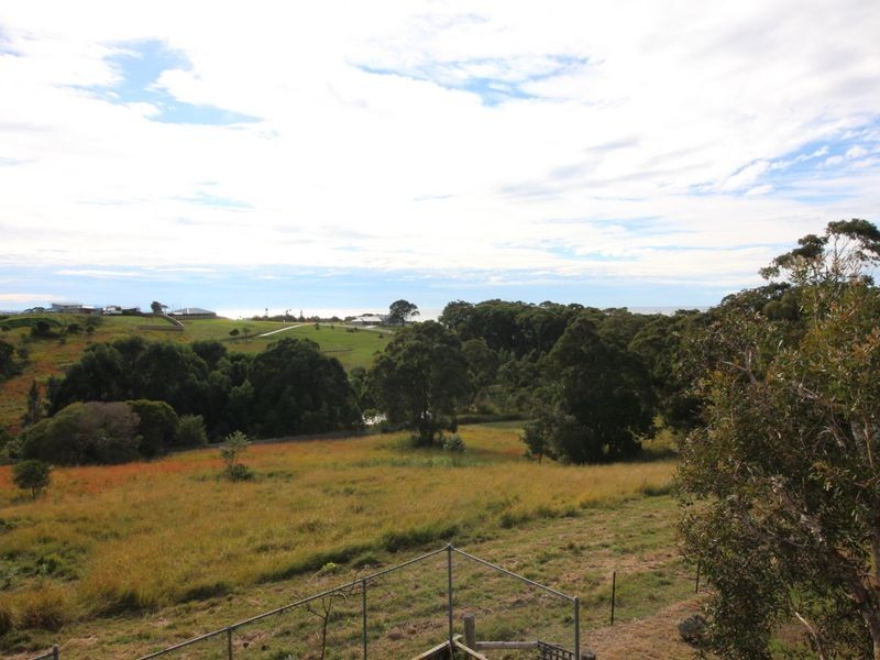 Hallidays Point NSW 2430