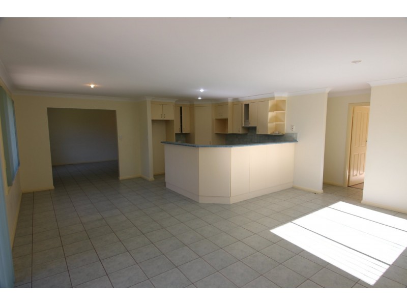 9 Devoy Place, Hallidays Point NSW 2430