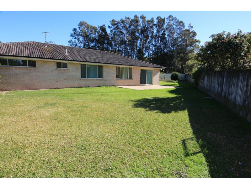 9 Devoy Place, Hallidays Point NSW 2430