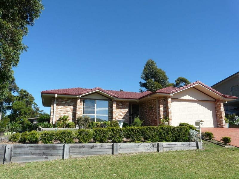 1 Hilltop Parkway, Tallwoods Village NSW 2430