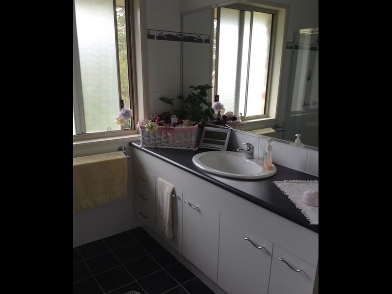 1 Hilltop Parkway, Tallwoods Village NSW 2430