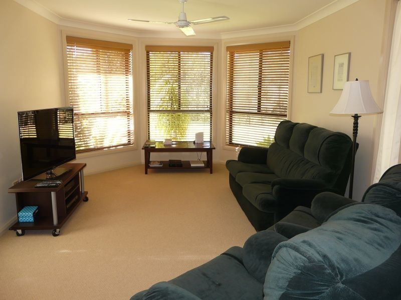 1/35 James Foster Drive, Hallidays Point NSW 2430