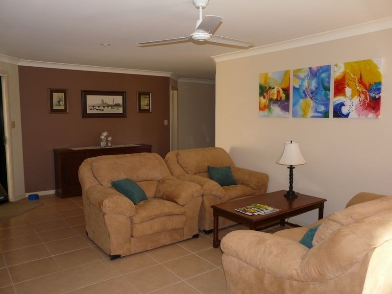 1/35 James Foster Drive, Hallidays Point NSW 2430