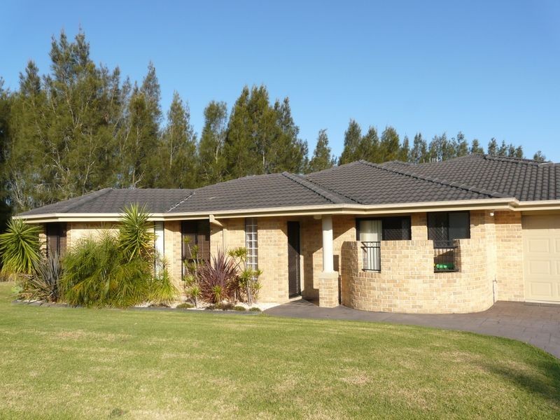 1/35 James Foster Drive, Hallidays Point NSW 2430