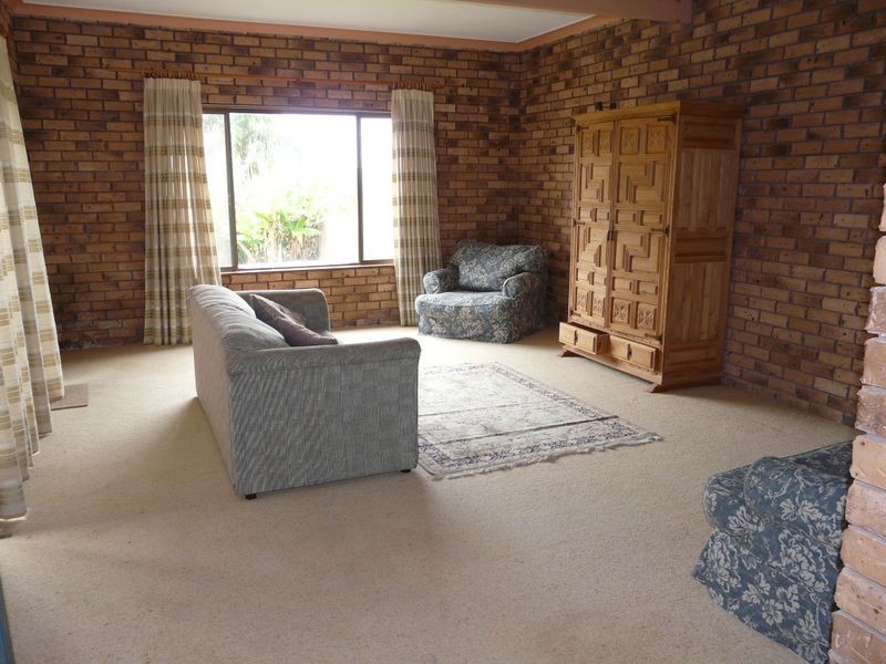 31 Redhead Road, Hallidays Point NSW 2430
