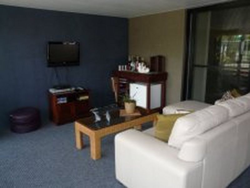 4 Meers Drive, Hallidays Point NSW 2430