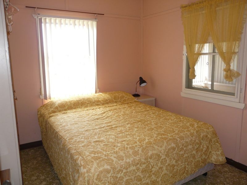 2 William Street, Black Head NSW 2430