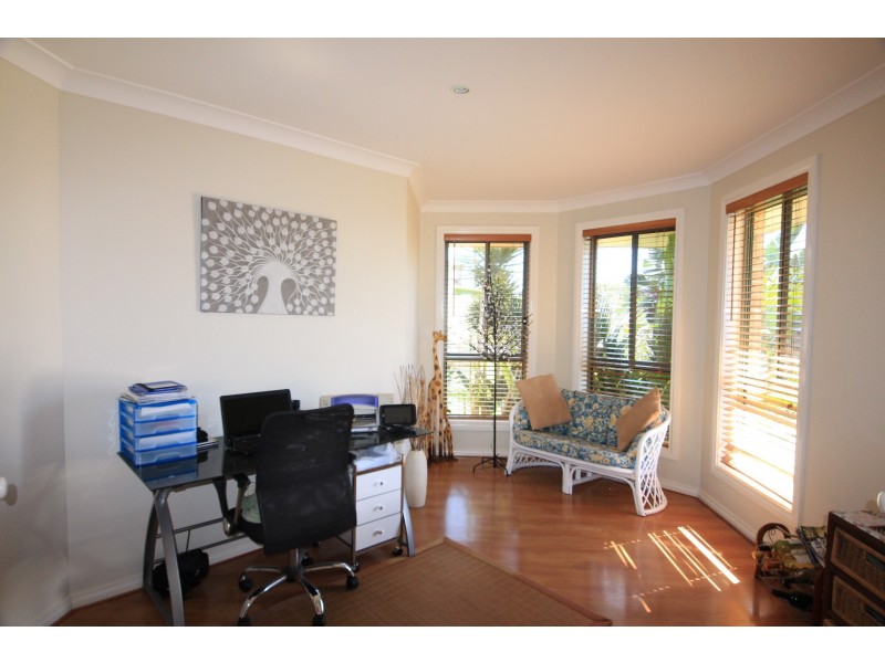 41 Sapphire Parade, Diamond Beach NSW 2430