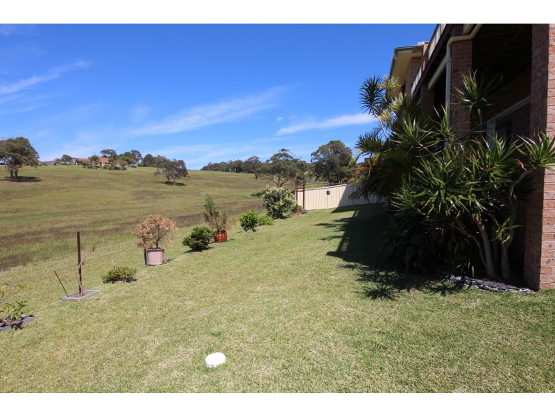 41 Sapphire Parade, Diamond Beach NSW 2430
