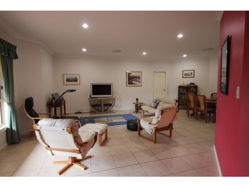 3 Muree Court, Hallidays Point NSW 2430