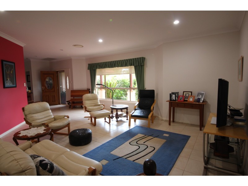 3 Muree Court, Hallidays Point NSW 2430
