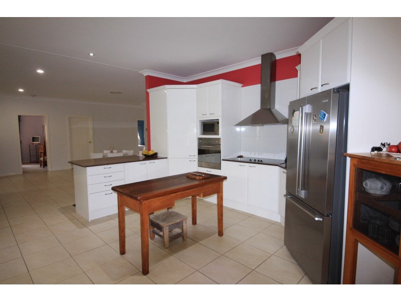 3 Muree Court, Hallidays Point NSW 2430