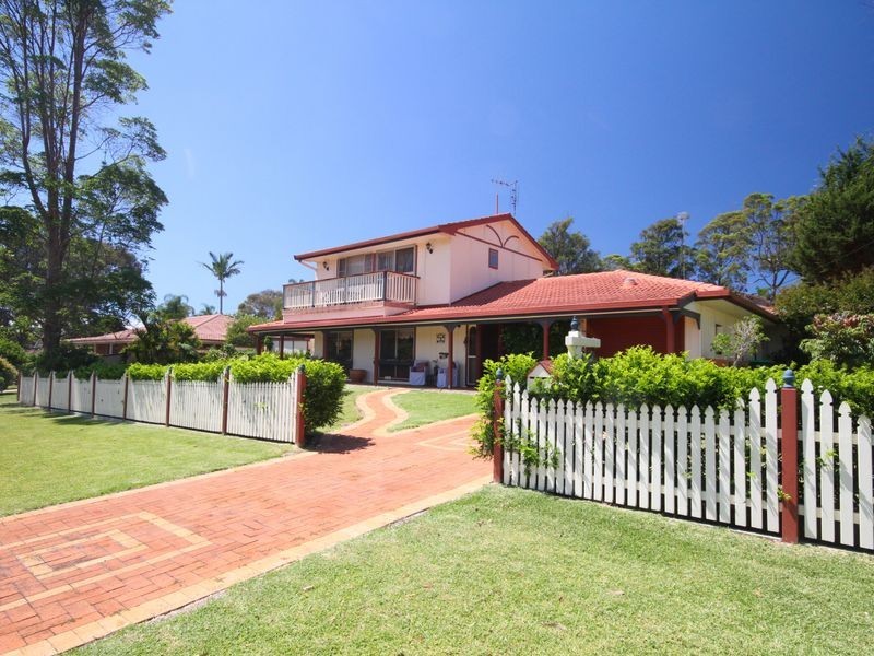 3 Diamond Drive, Diamond Beach NSW 2430