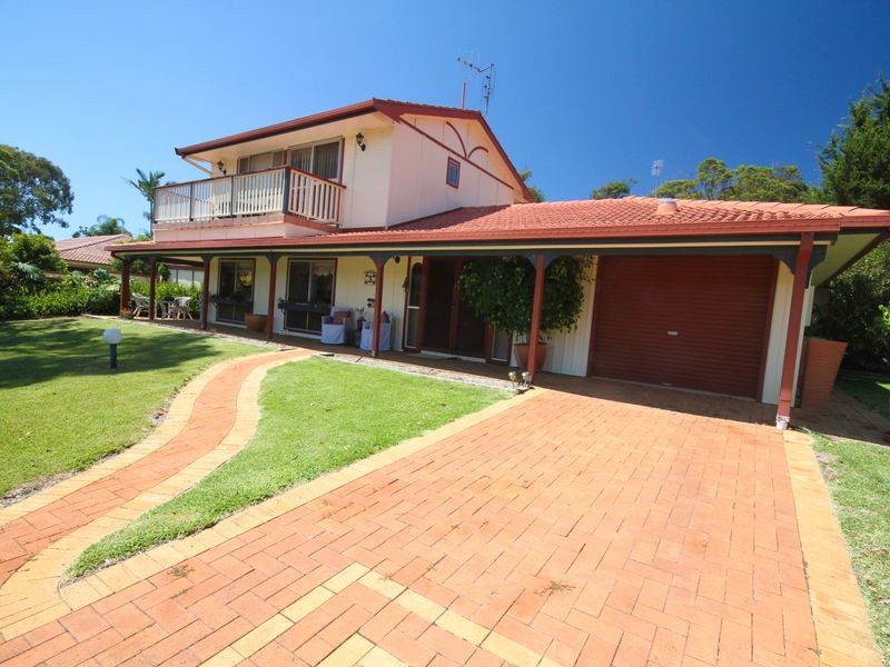 3 Diamond Drive, Diamond Beach NSW 2430
