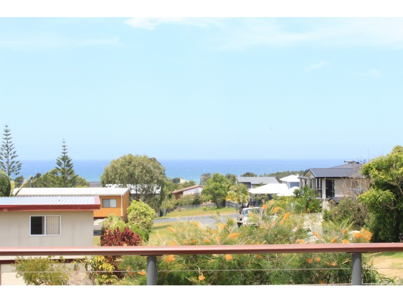 19 Escapade Avenue, Diamond Beach NSW 2430