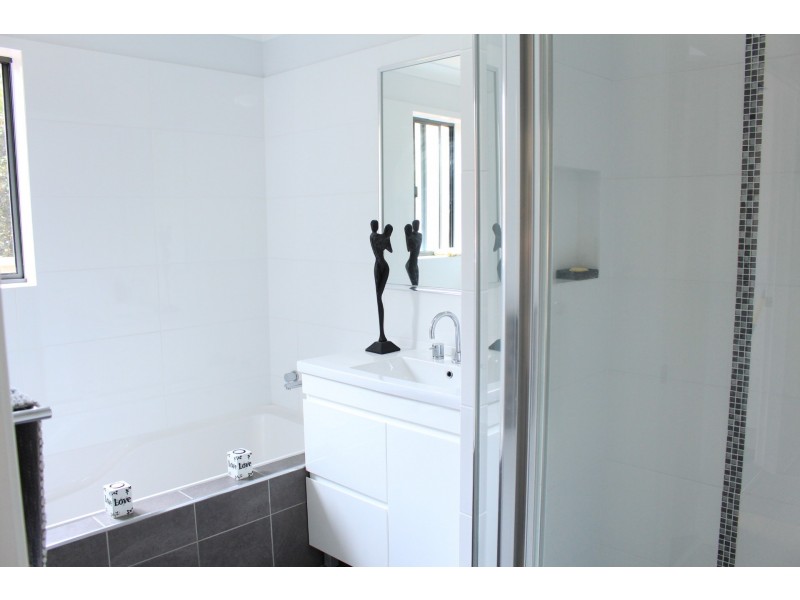 19 Escapade Avenue, Diamond Beach NSW 2430