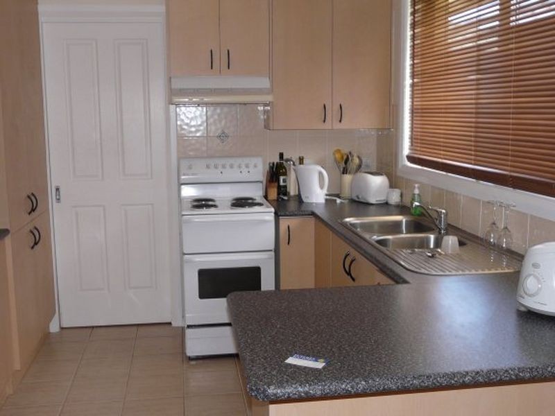 4 Devoy Place, Hallidays Point NSW 2430