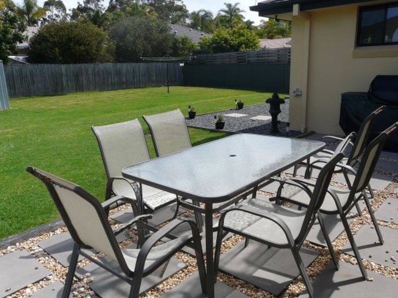 4 Devoy Place, Hallidays Point NSW 2430