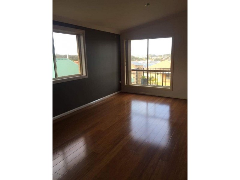2/34 Mistral Place, Old Bar NSW 2430