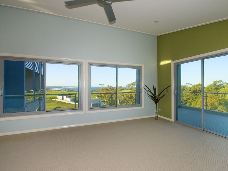 16 Twilight Close, Hallidays Point NSW 2430