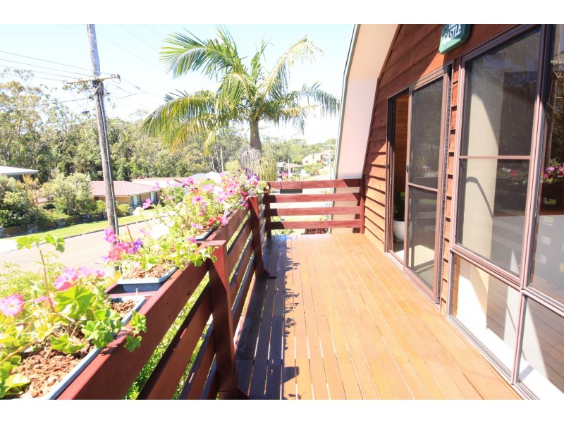 Hallidays Point NSW 2430