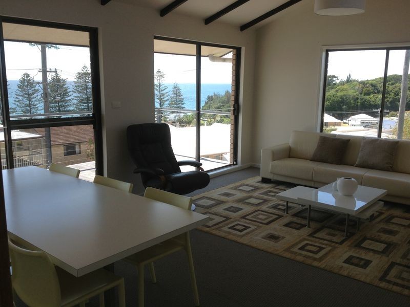 26 William Street, Black Head NSW 2430