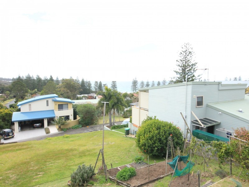 45 High Street, Hallidays Point NSW 2430