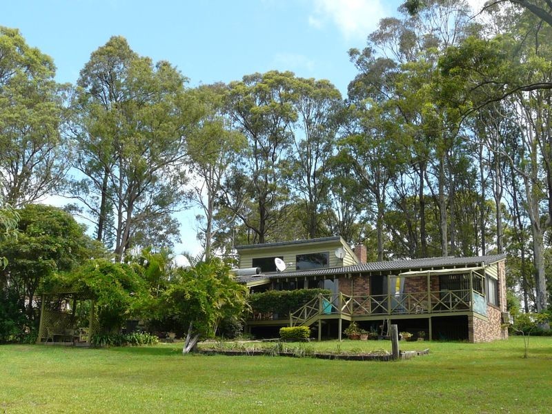 1 Homestead Heights, Hallidays Point NSW 2430